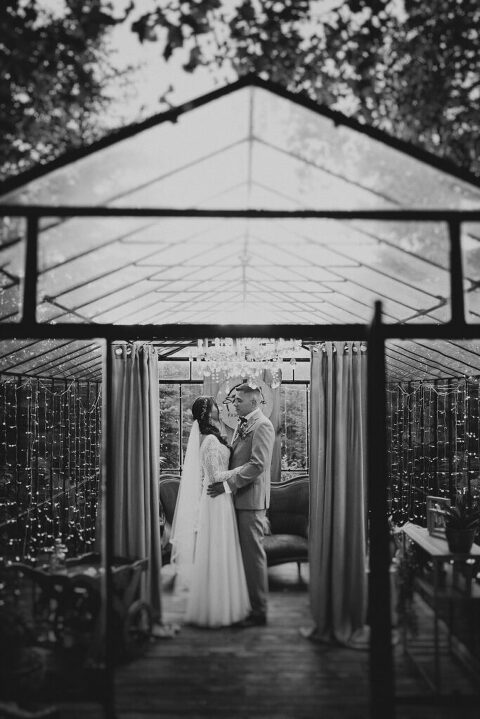 WAAACH5BAEAAAAALAAAAAABAAEAAAICRAEAOw==