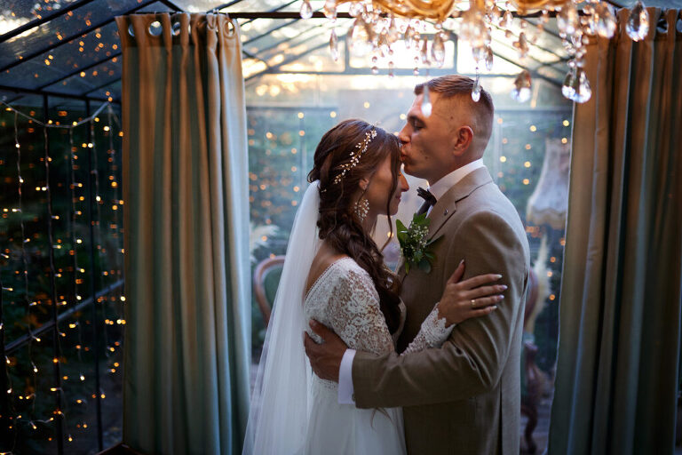 WAAACH5BAEAAAAALAAAAAABAAEAAAICRAEAOw==