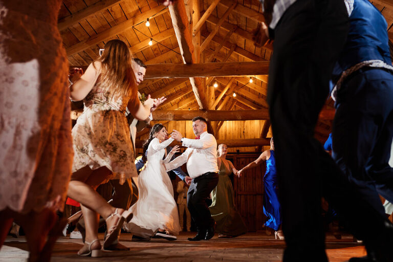 WAAACH5BAEAAAAALAAAAAABAAEAAAICRAEAOw==